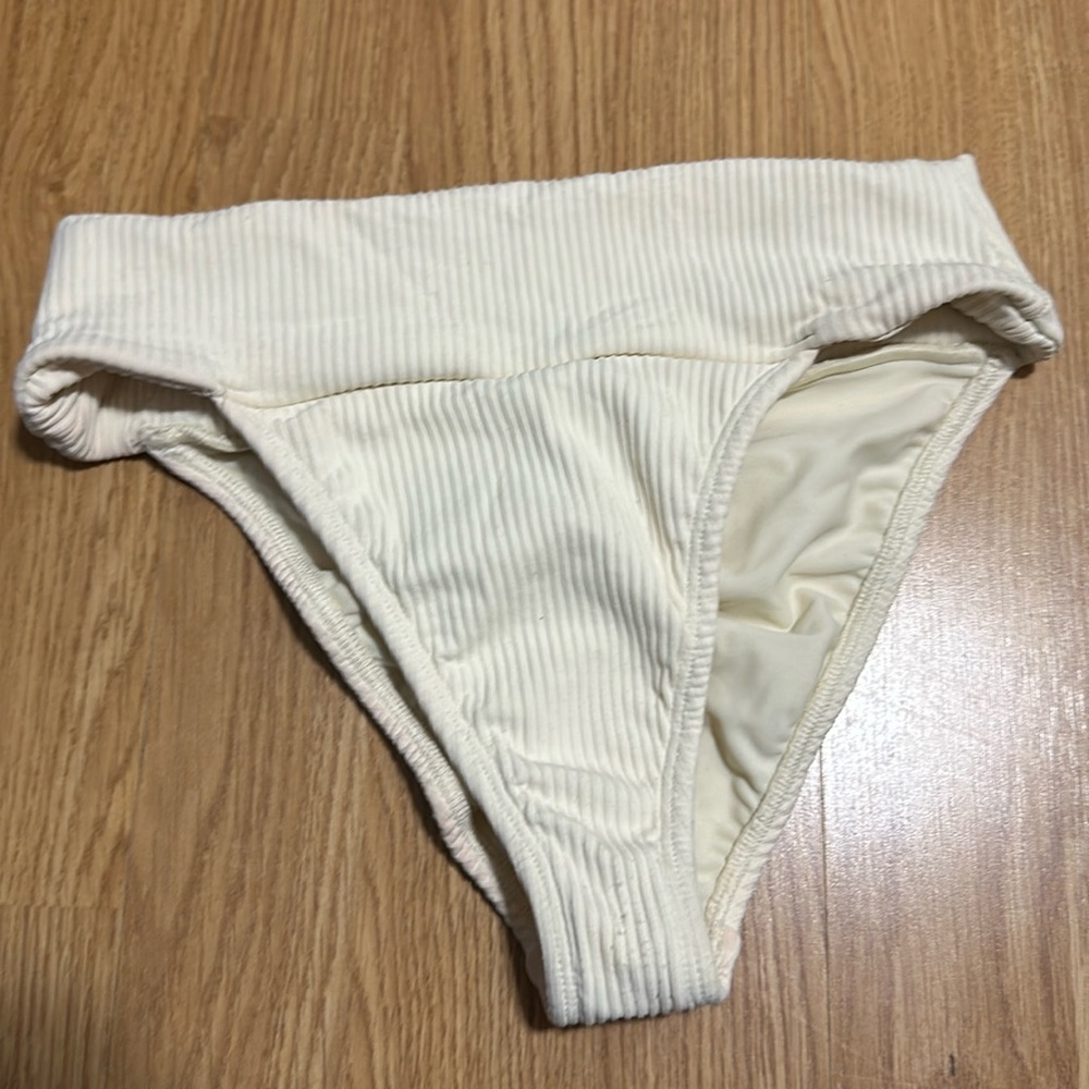 Montce Cream Rib Tamarindo Bikini bottom